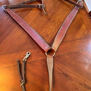 Brown leather breast collar